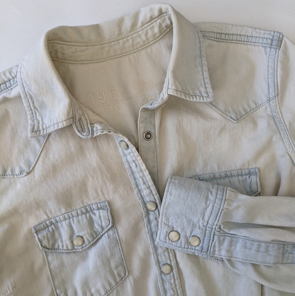 GAP Bleached Denim Shirt, XS - Picture 4 of 9